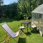Bed & Breakfast Dailly Studio 3*